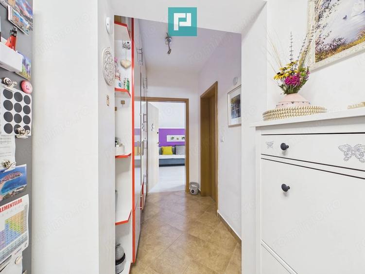 Apartament cu 2 camere decomandat în Giroc