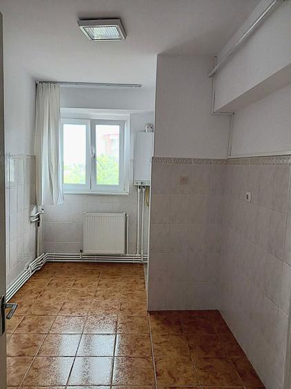 Apartament cu 2 camere decomandat în Mazepa 2