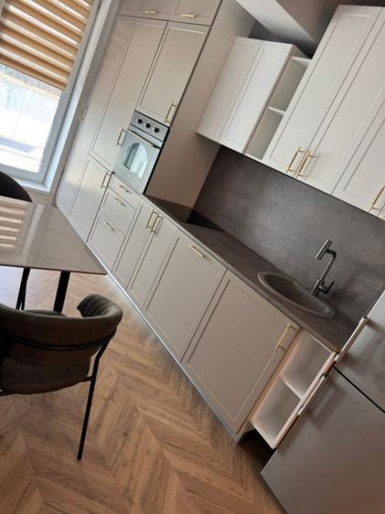 Apartament cu 2 camere decomandat în Gruia
