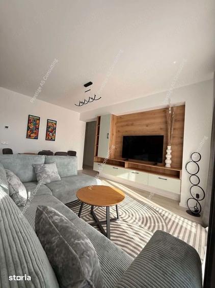 Apartament cu 3 camere, mobilat în Lipovei