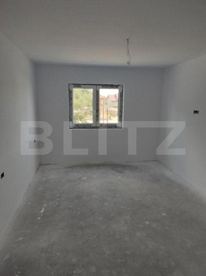 Duplex cu 4 camere cu Canalizare în Moșnița Veche