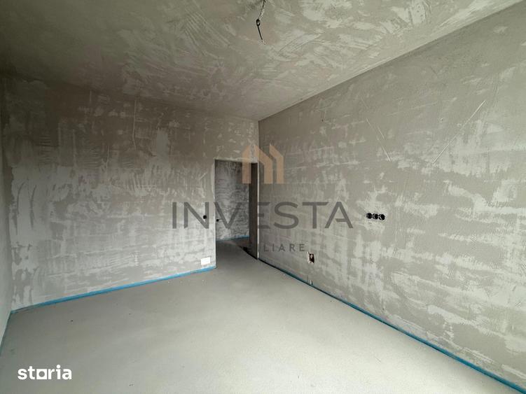 Apartament cu 3 camere semidecomandat în Florești