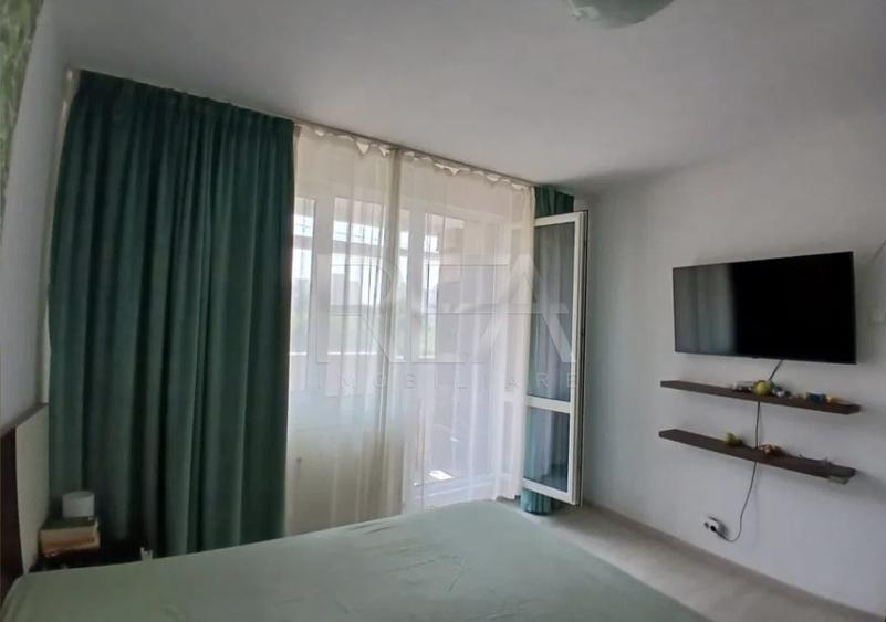 Apartament cu 3 camere decomandat, mobilat în Drumul Taberei