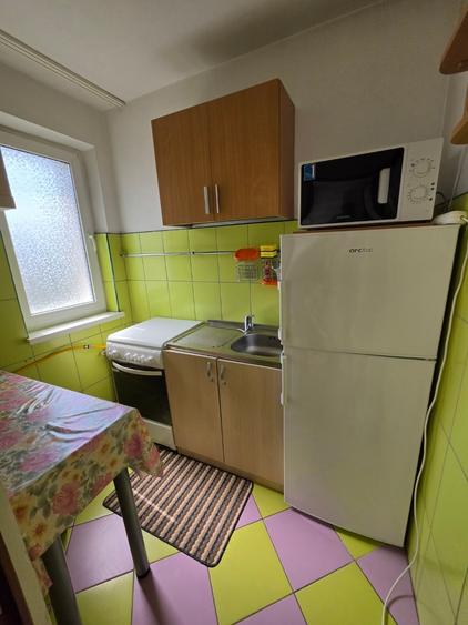 Garsonieră semidecomandată în Titan