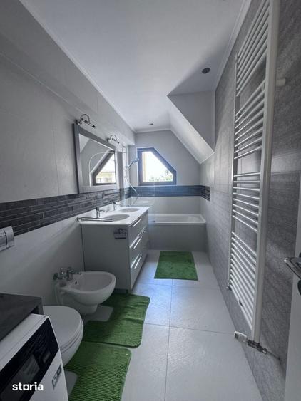 Casă cu 5 camere cu Teren 250 Mp în Feleacu