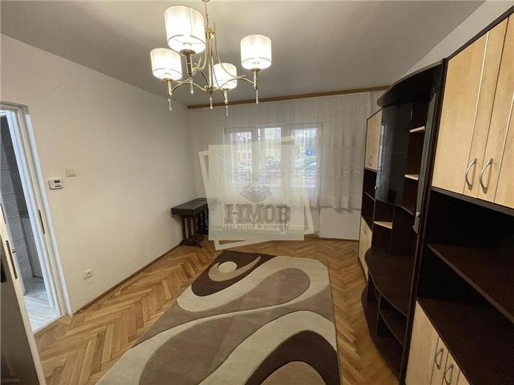 Apartament cu 2 camere decomandat si balcon in Vasile Aaron - 3