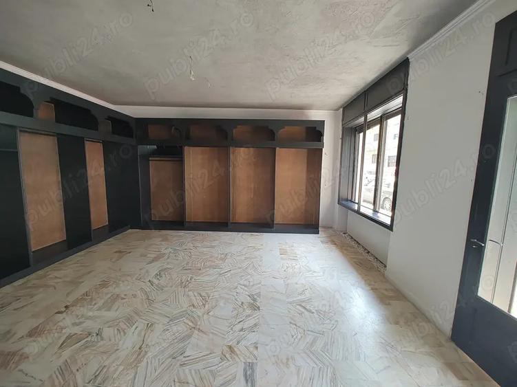 Spatiu comercial central Arad 110mp - 2
