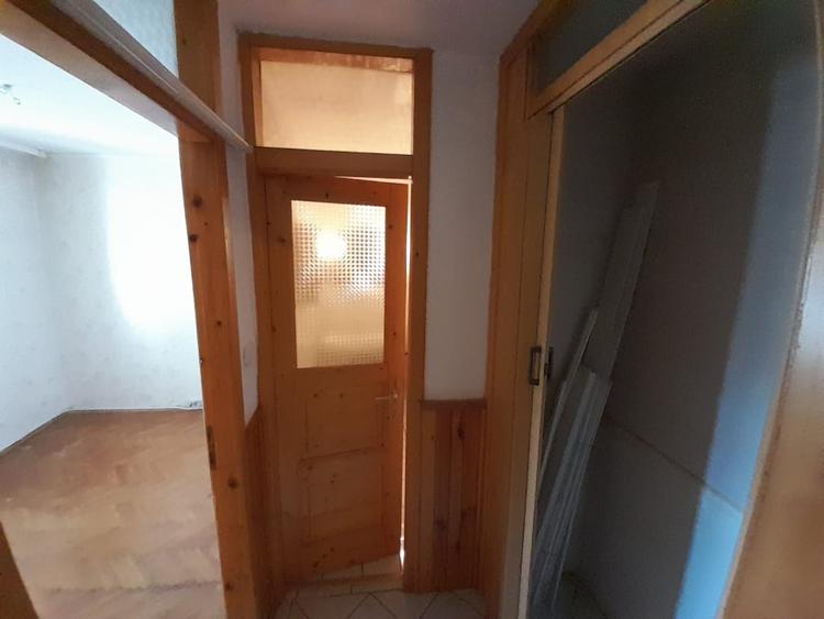 Apartament 4 camere,etajul 2,zona Kaufland Sud - 16