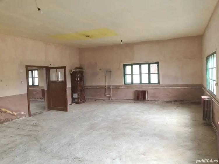 Spatiu 180 m patra?i pt.inchiriat - 3