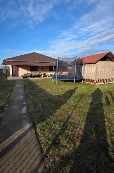 Casa de vanzare in Tudor Vladimirescu Galati cu teren generos - 1