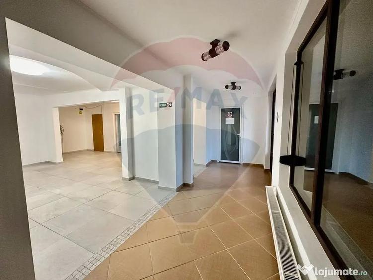 Spa?iu comercial 100mp str Marasesti - 2