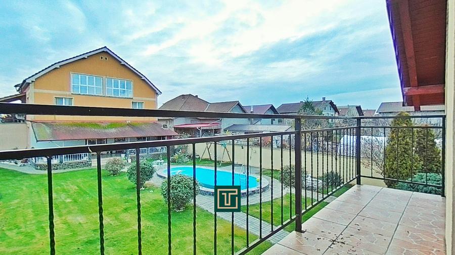 Casă impresionantă cu 15 camere, teren generos, piscină in Fantanele, Arad - 17