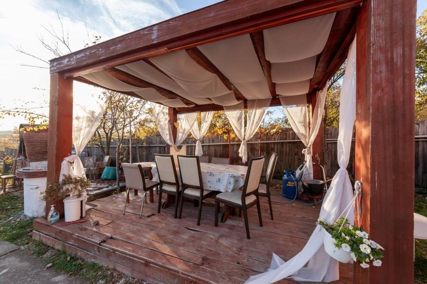 Casa cu priveliste - Stefanesti - 11