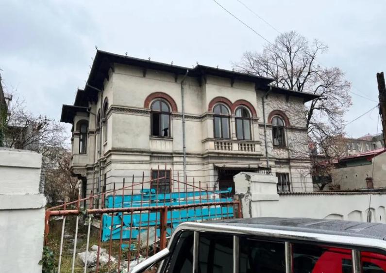 Casa de vanzare, ultracentral, 1912mp teren, o bucata din - 5