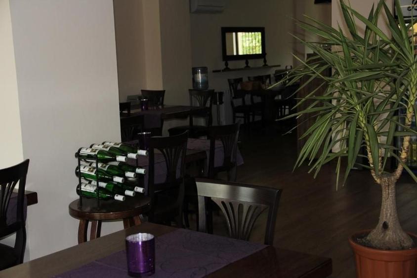 HOTEL 3 STELE, 5 NIVELE, MAMAIA NORD KM 0 ZONA ALEZZI - 11