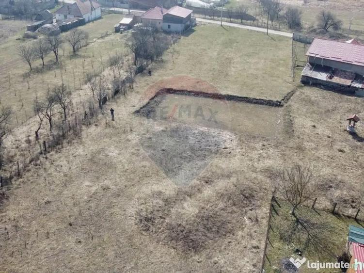 Teren intravilan Aghiresu-Fabrici comuna Aghiresu toate u... - 4