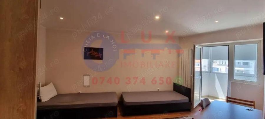 ID 472 DE INCHIRIAT: Apartament 2 camere - 8