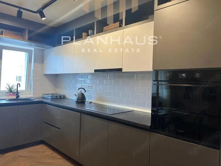 Vanzare apartament 2 camere ,B-dul Traian zona Pizza Plus - 6