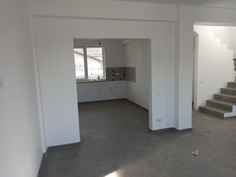 vila gata in duplex/5cam+2bai+150mp curte libera/comBerceni -Ilfov - 4