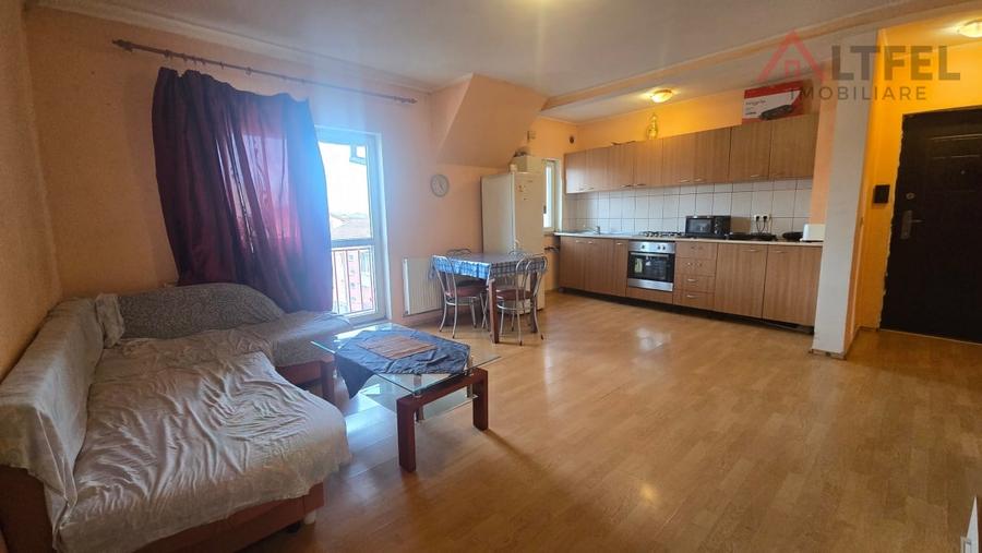 COMISION 0! Mansarda 43 mp utili cu balcon de vanzare in Vasile Aaron - 1