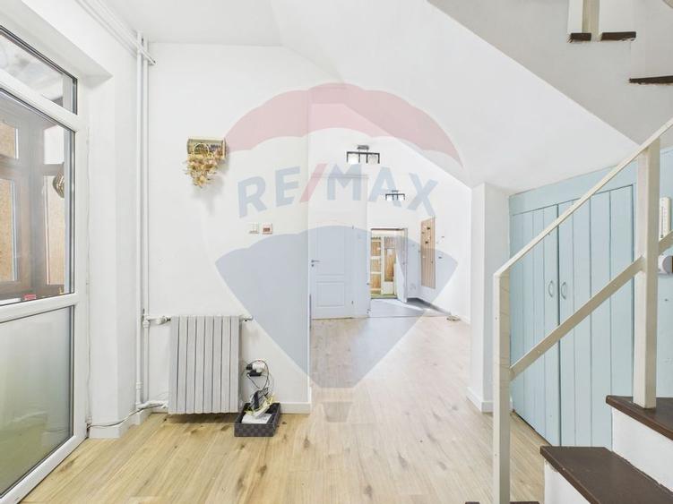 Casa / Vila cocheta cu 3 camere - de vanzare - zona Basarab - 15