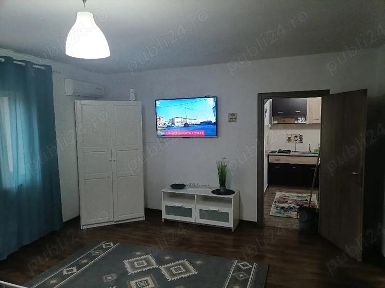 de inchiriat - 4