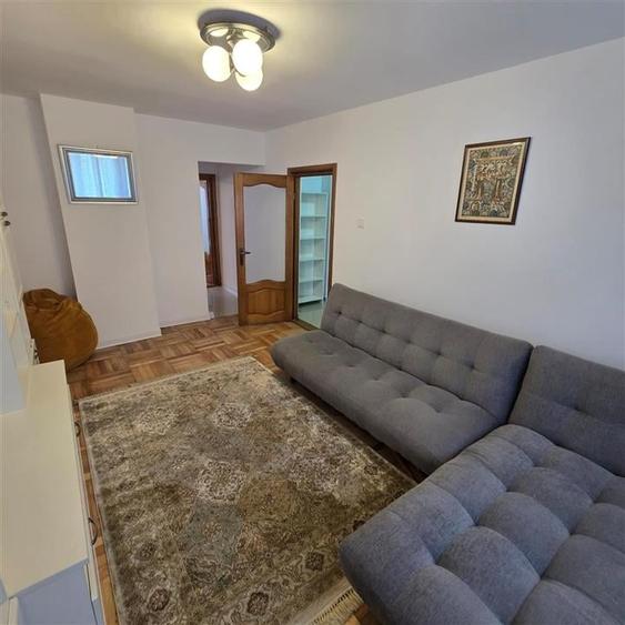 Apartament 2 camere Decomandat. - 1