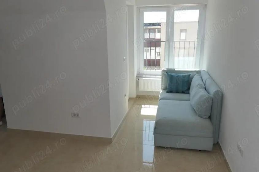 Apartament 1 camera in bloc nou, 2 balcoane, central - Podgoria, et. 4 - 5