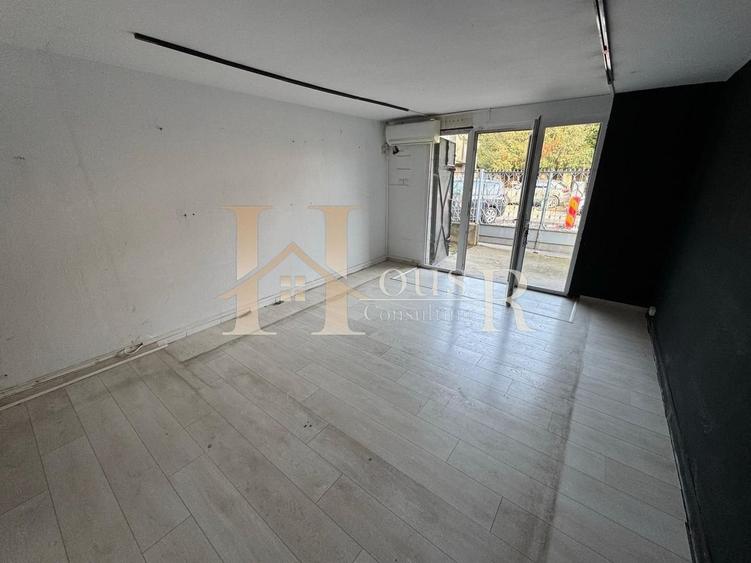 In Complex.Ideal pentru magazin GSM.Pozitie Excelenta! - 1