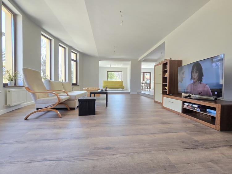 Casa individuala 210 mp, Cartierul Latin, curte 380 mp - 1