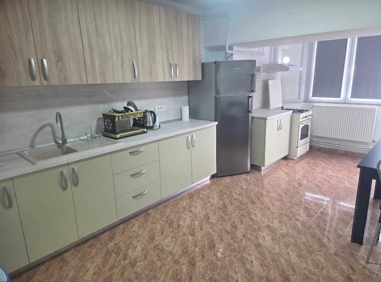 Apartament 2 camere decomandat - Trocadero - 430 euro/luna (Cod E2+E7) - 5