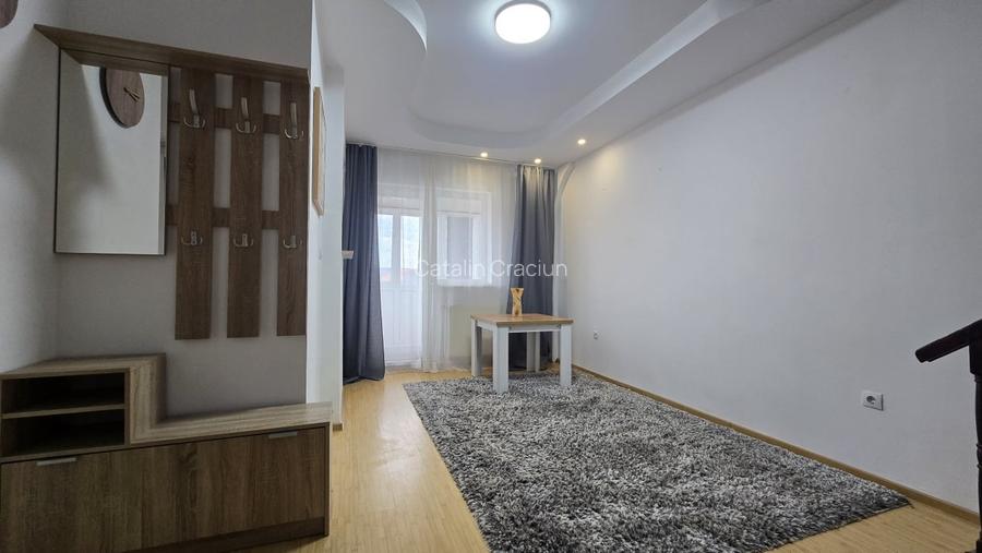 Mansarda cu 3 camere de inchiriat pe strada Soimului din Sibiu