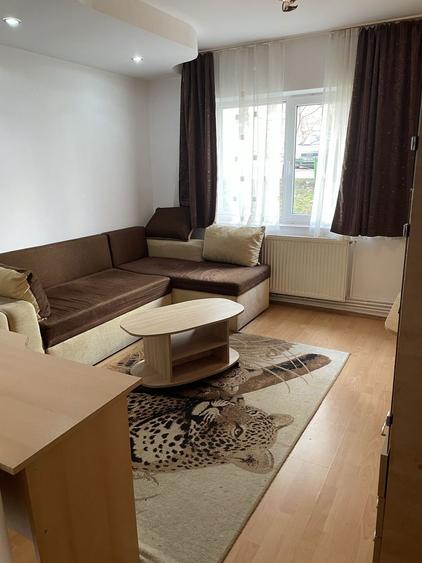 Inchiriez garsoniera - 1