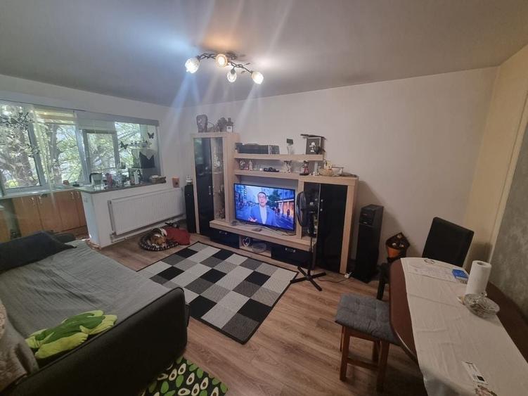 Tomis nord Tulcica-apartament 3 camere decomandat - 1