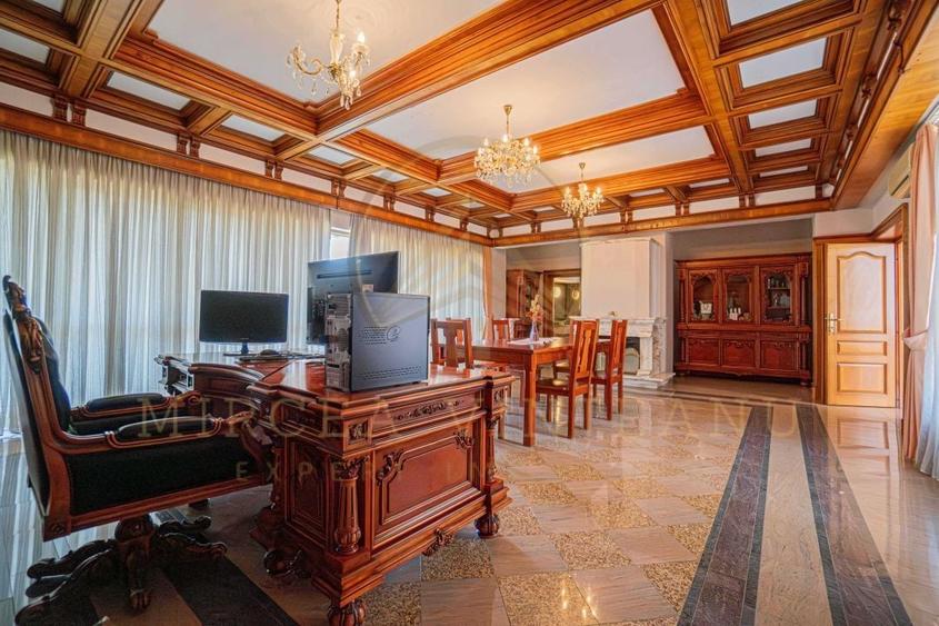 Ultracentral -Cladire impozanta  D+P+2E. - 36