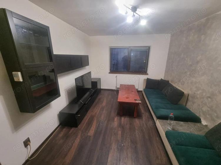 PIATA CET-apartament 2 camere decomandat cu gaze - 2