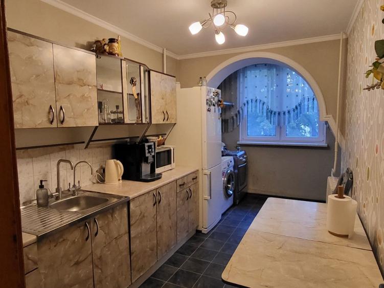Apartament cu 2 camere in zona Tractorul - 2