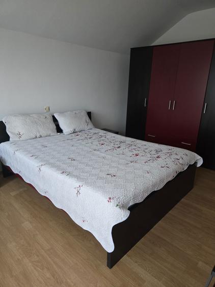 Inchiriez casa P +M - 3