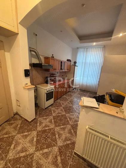 Casa de vanzare in centru orasului - 5