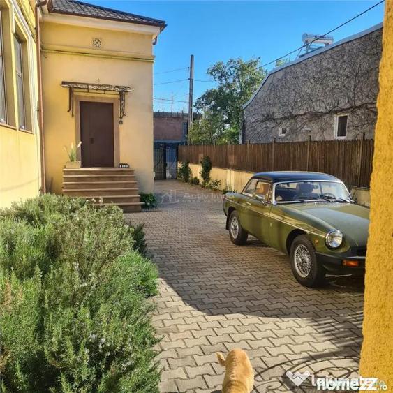 Casa boiereasca, eleganta,piscina, mobilata, teren 613 mp - - 14