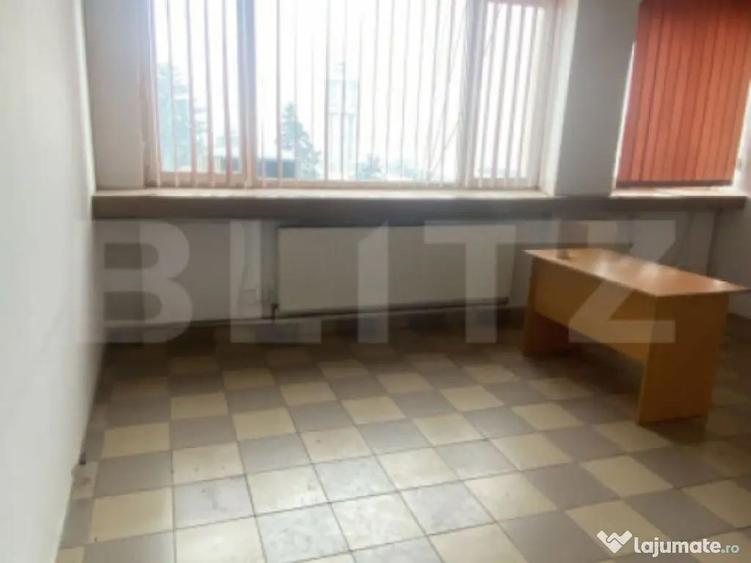 Spa?iu de birou, 25 mp, zona P-?a 1 Mai - 4