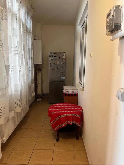 Inchiriez ap 1 camera curte - 3