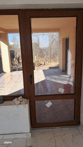 Casa Individuala Cu Teren De 3700Mp Bacu Str Ciorogarlei - 3