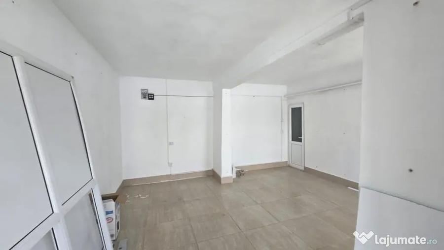 SPATIU COMERCIAL- SUPRAFATA 32 MP, PARTER - 3