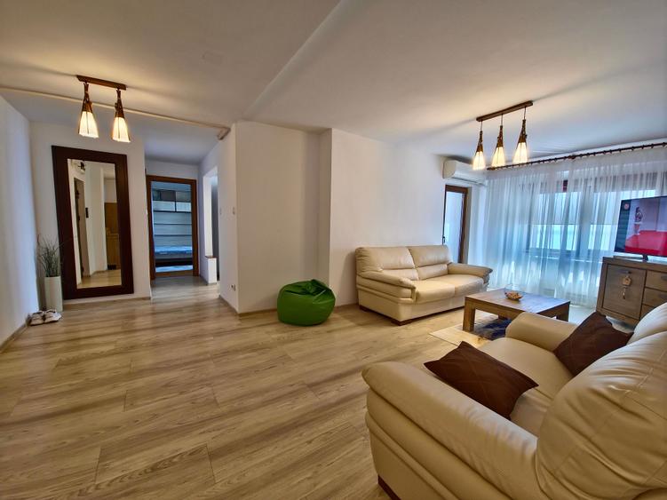 Vedere la mare Faleza Nord 3 camere mobilat utilat loc de parcare termen lung - 1