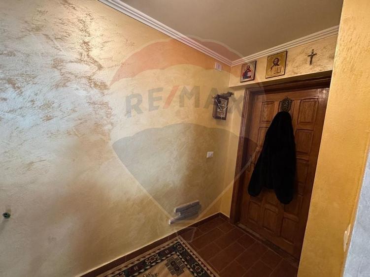 Apartament cu 3 camere in Dumitresti - 8