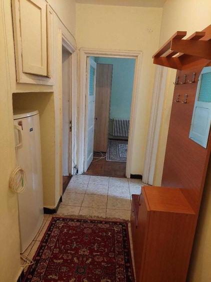 Inchiriez apartament 2 camere - 3