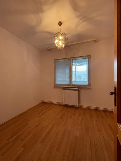Tomis III, apartament cu 4 camere decomandate, centrala pe gaz, liber - 11