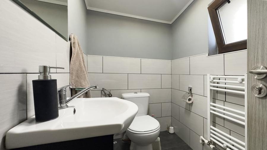 Vila P+M cu 5 camere si garaj in Valu lui Traian- mobilata si utilata - 19