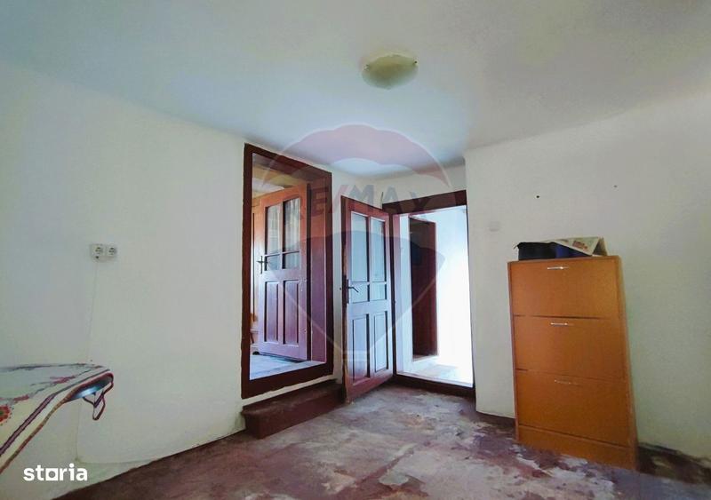 Casa / Vila cu 2 camere de vanzare - 4
